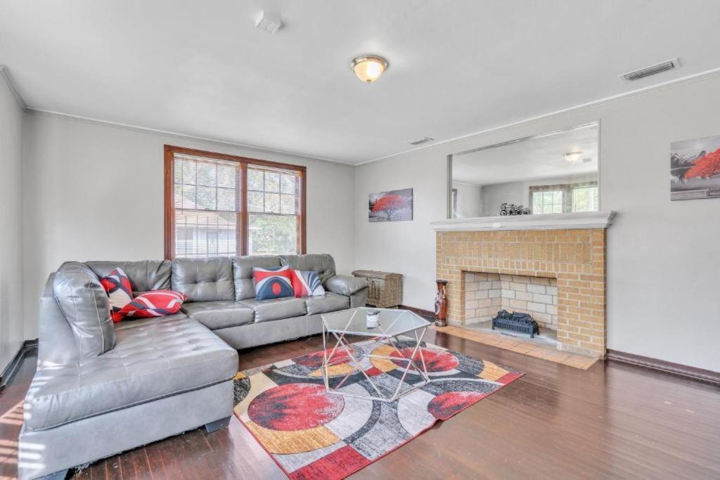 Comfy Pet Friendly Home In Jacksonville Mins To Downtown'S Extérieur photo