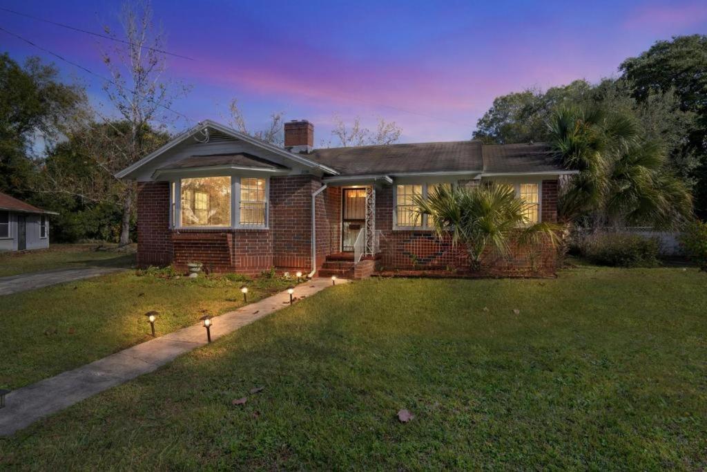 Comfy Pet Friendly Home In Jacksonville Mins To Downtown'S Extérieur photo